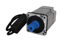 为何多数伺服采用同步电机？